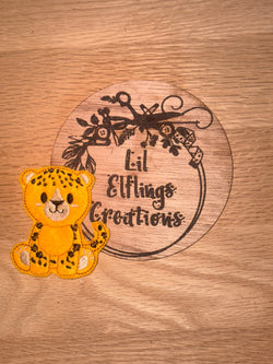 Cheetah finger puppet