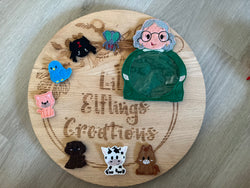 Old lady finger puppet set